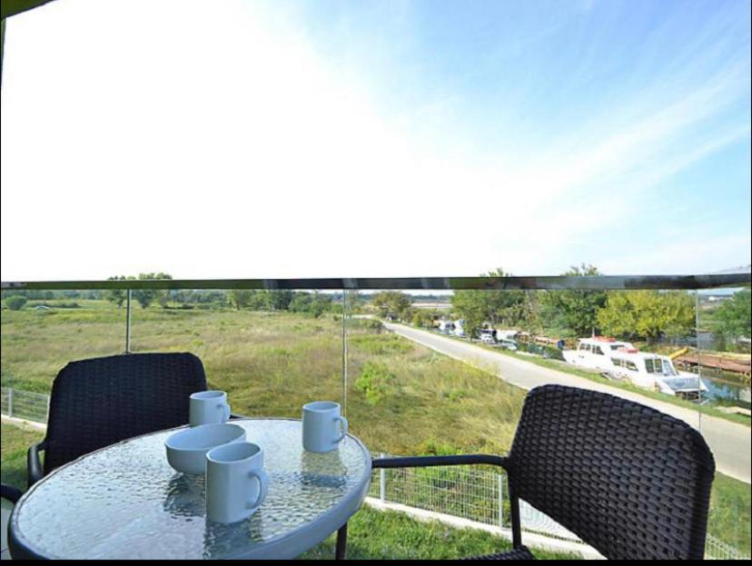Apartmani Matko นิน ภายนอก รูปภาพ